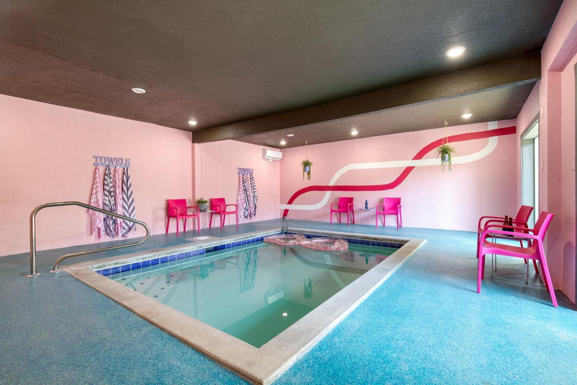 Pink Pines Avantstay Luxury Aesthetic Dream Home Indoor Pool Hot Tub Pigeon Forge Extérieur photo