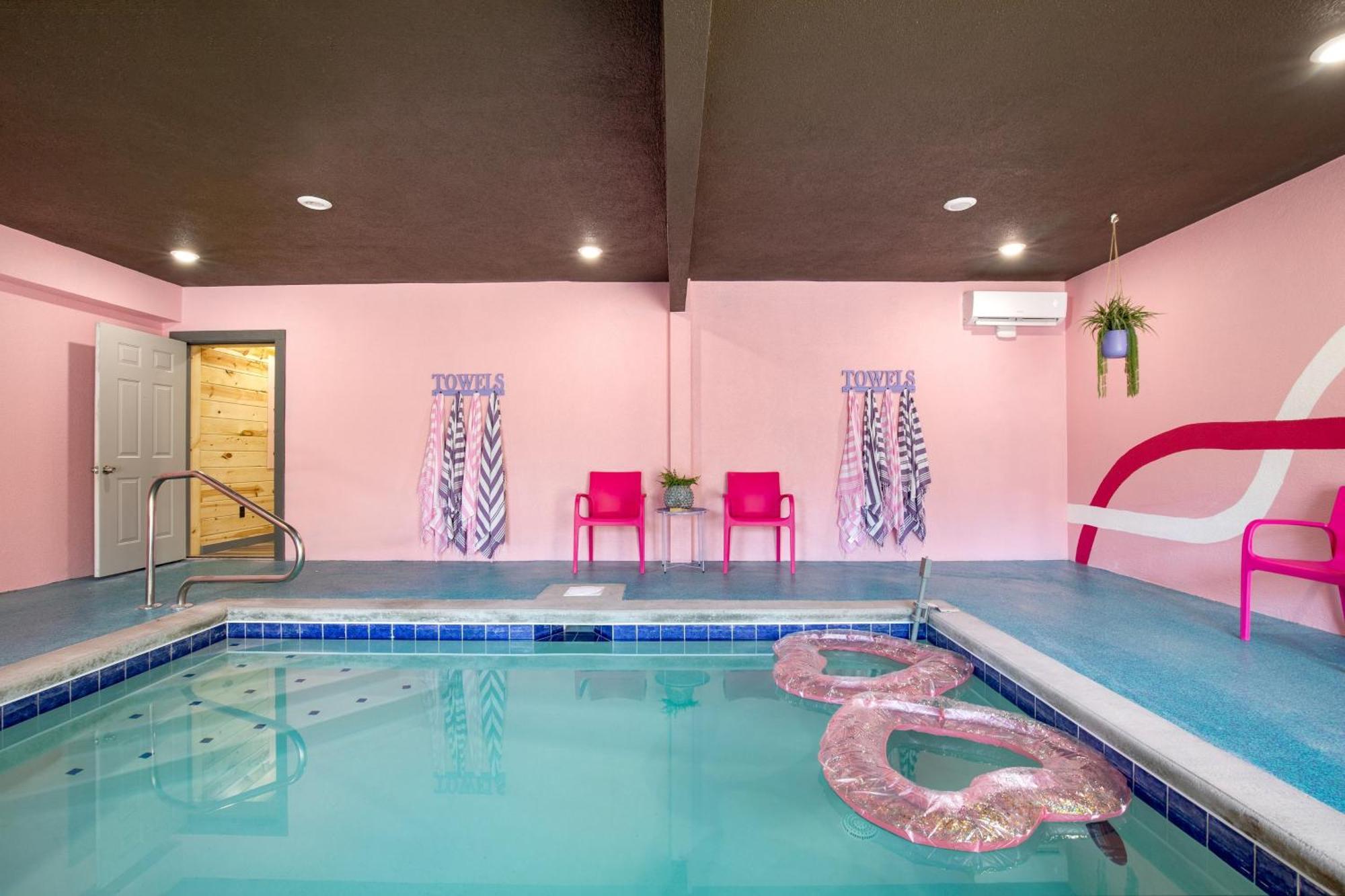 Pink Pines Avantstay Luxury Aesthetic Dream Home Indoor Pool Hot Tub Pigeon Forge Extérieur photo