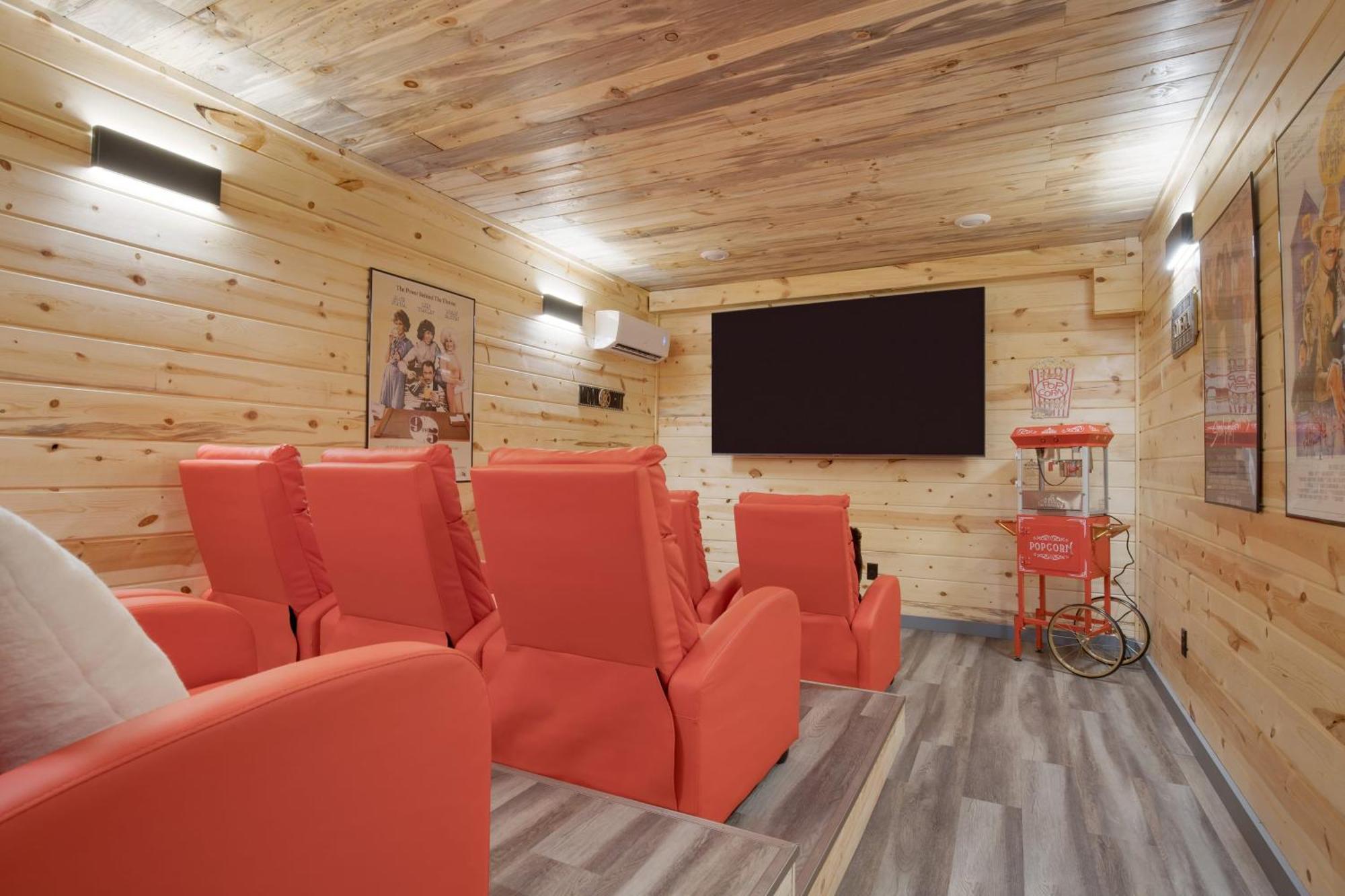Pink Pines Avantstay Luxury Aesthetic Dream Home Indoor Pool Hot Tub Pigeon Forge Extérieur photo